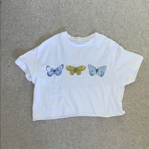 Cropped butterfly Tillys shirt